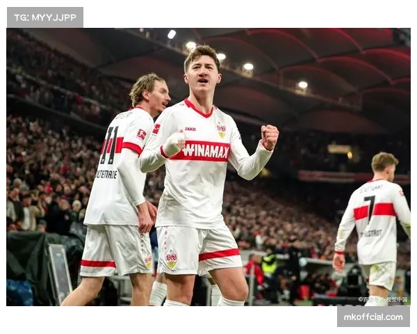 半场战报：斯图加特0-0法兰克福，吉拉西两次中柱